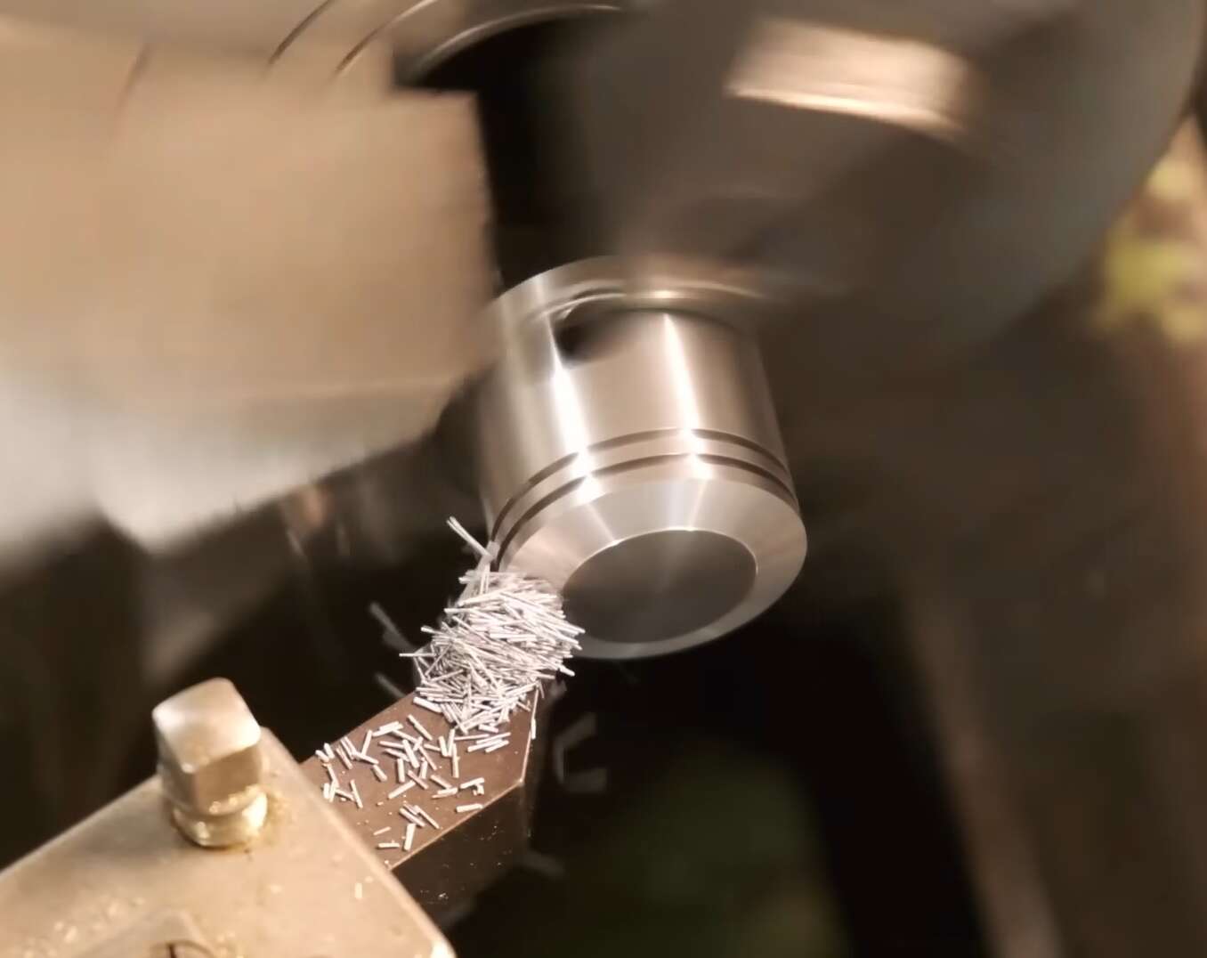 Sachs Motor Tuning - Zylinder abdrehen Sachs Motor Tuning - Zylinder abdrehen