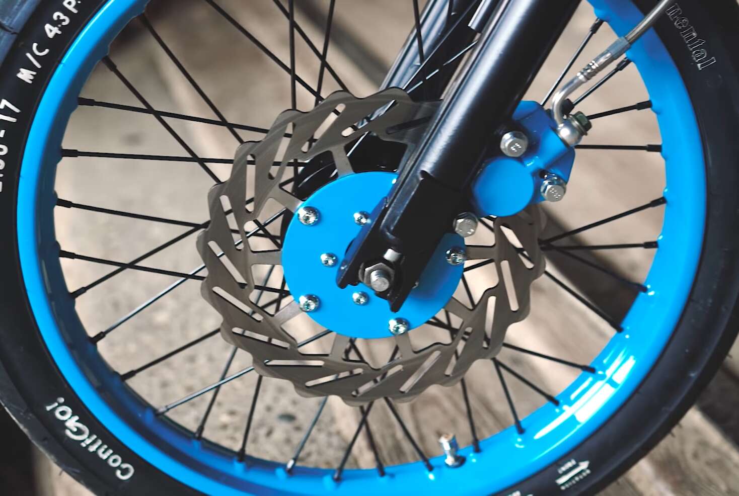 Schöne Felgen sind ein optisches Highlight von Töfflis Schöne Felgen sind ein optisches Highlight von Töfflis