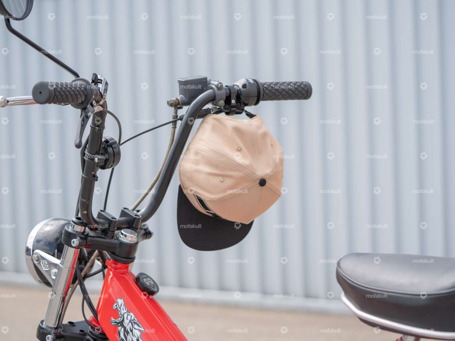 66HEROES Cap Holder Alu Chrom Carousel Image 5