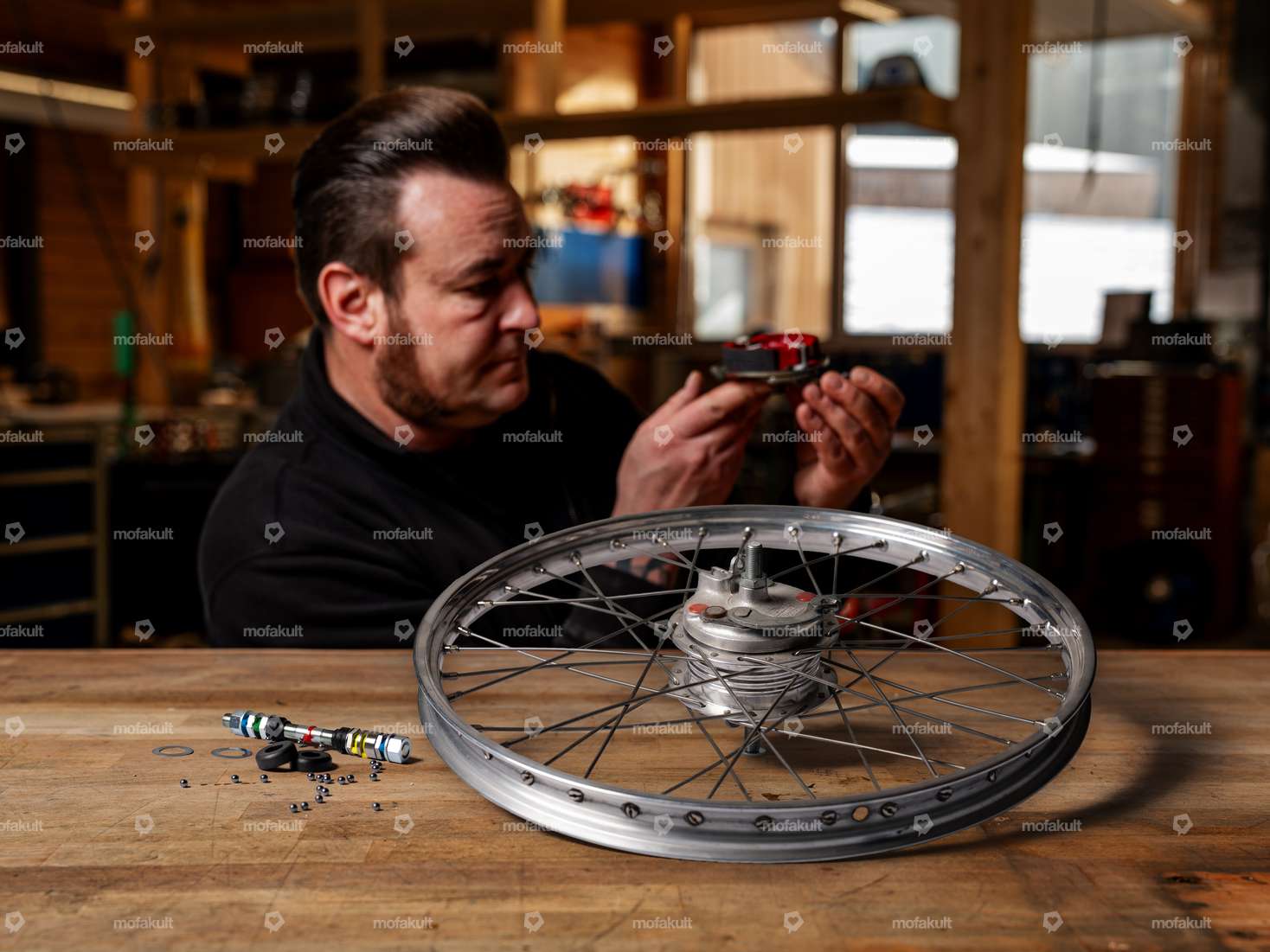 Siggnature Nabenrevision (Konenlager) Speichenfelge vorne | Puch Carousel Image 1