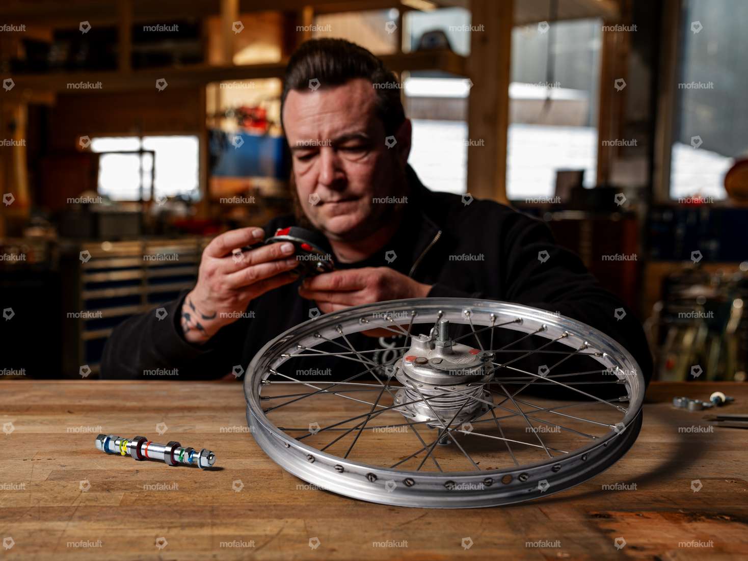 Siggnature Nabenrevision (Rillen-Kugellager) Speichenfelge vorne | Puch Carousel Image 1