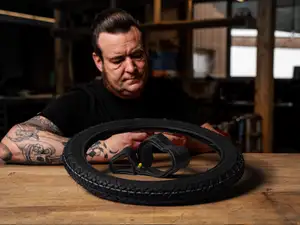 Siggnature Schlauch- und Reifenwechsel 16" Gussrad Siggnature Schlauch- und Reifenwechsel 16" Gussrad