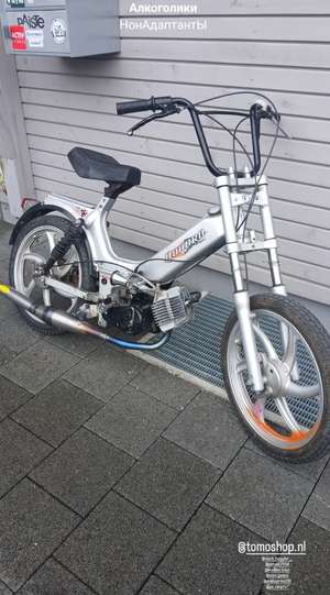 Dä ziet me ausi ha denkt Dä ziet me ausi ha denkt